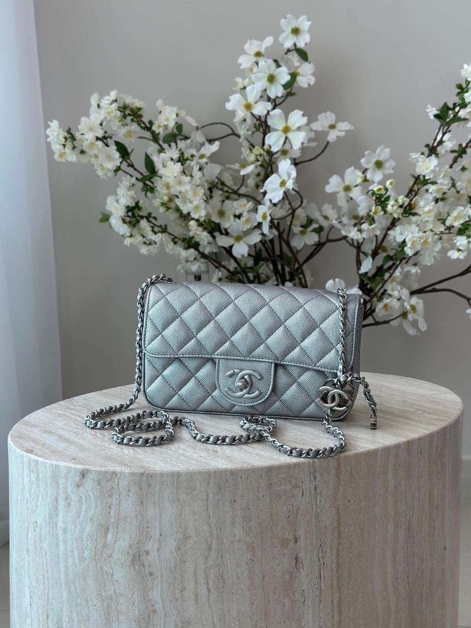 CHANEL Lambskin Quilted Classic Women Double Flap Medium Handbag in Dubai - Image 4