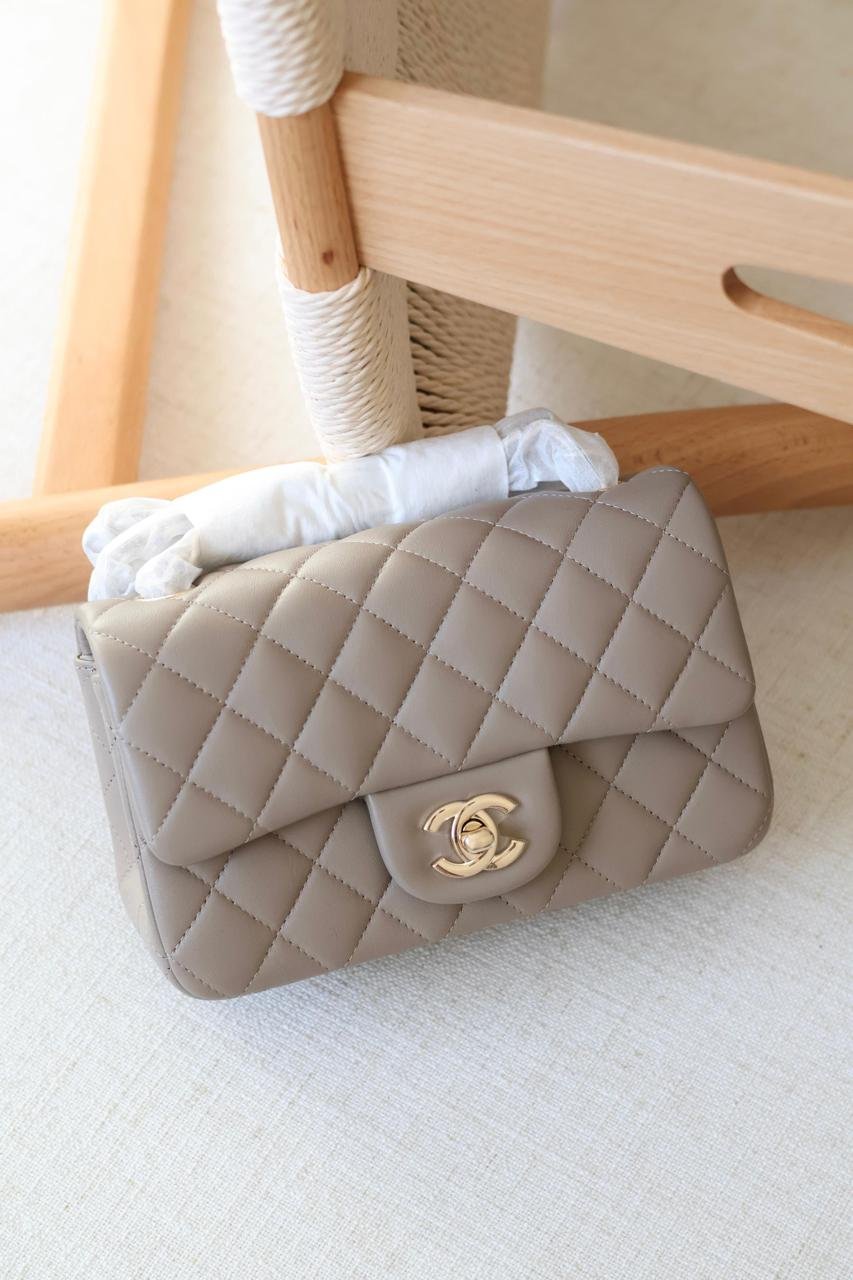 Chanel Rectangle quilted lambskin leather Women Classic Double Flap Handbag in Dubai - Image 8