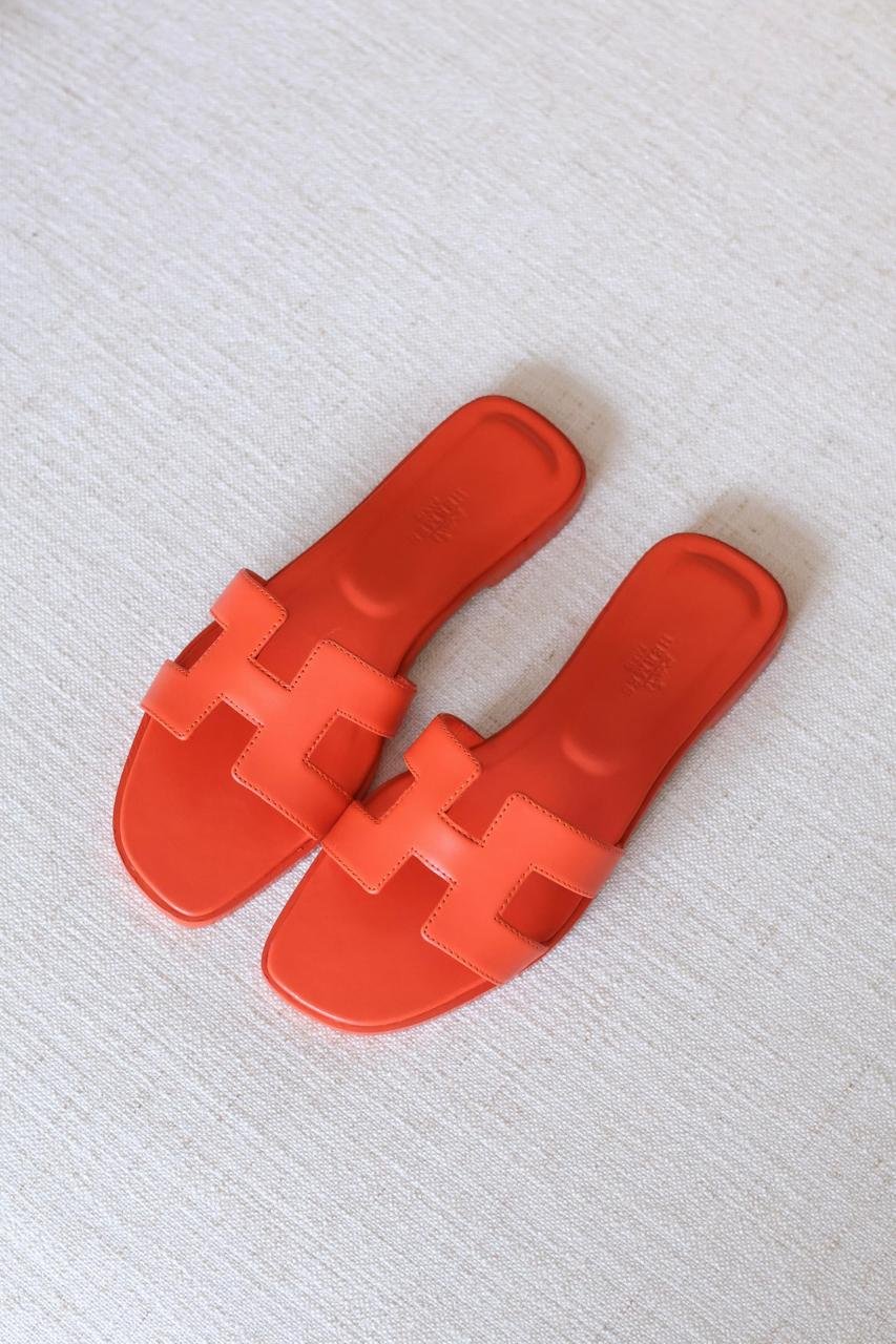 Hermes Oran Box Calfskin Sandals with Iconic H Cut-Out – Women's Flat Sandals in Dubai - Image 2