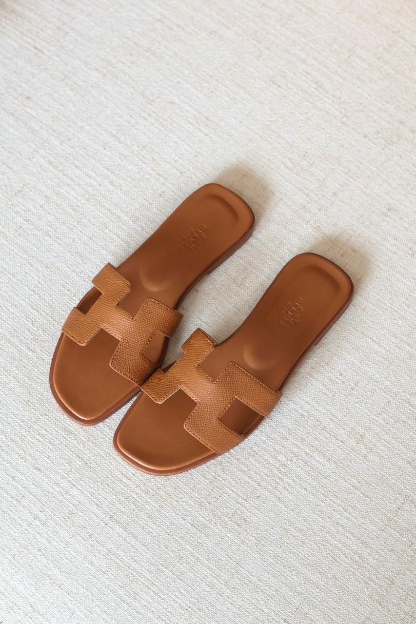 Hermes Oran Suede Goatskin Sandals – H Cut-Out Flat Sandals for women in Dubai - Image 7