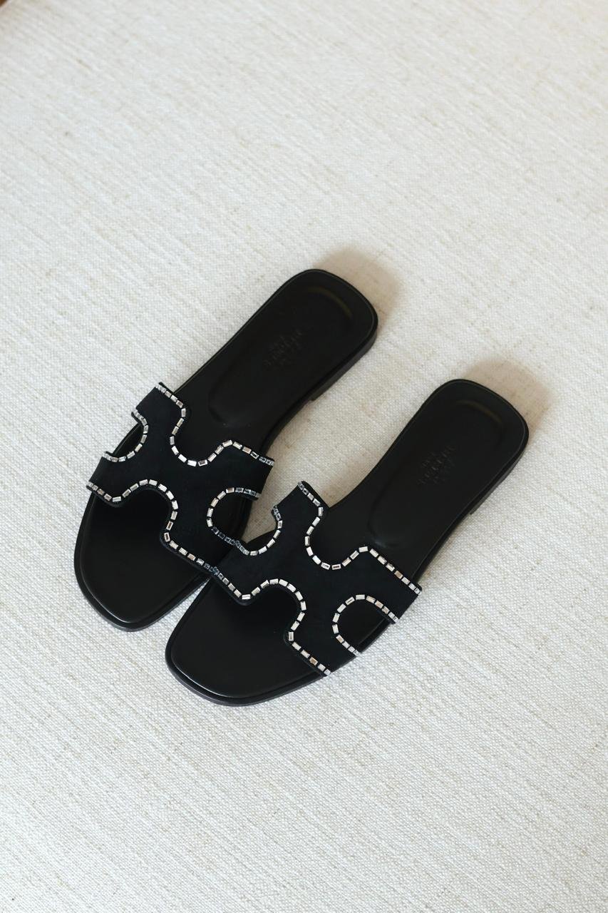 Hermes Oran Suede Lambskin Sandals – H Cut-Out Summer Flats for women in Dubai - Image 6