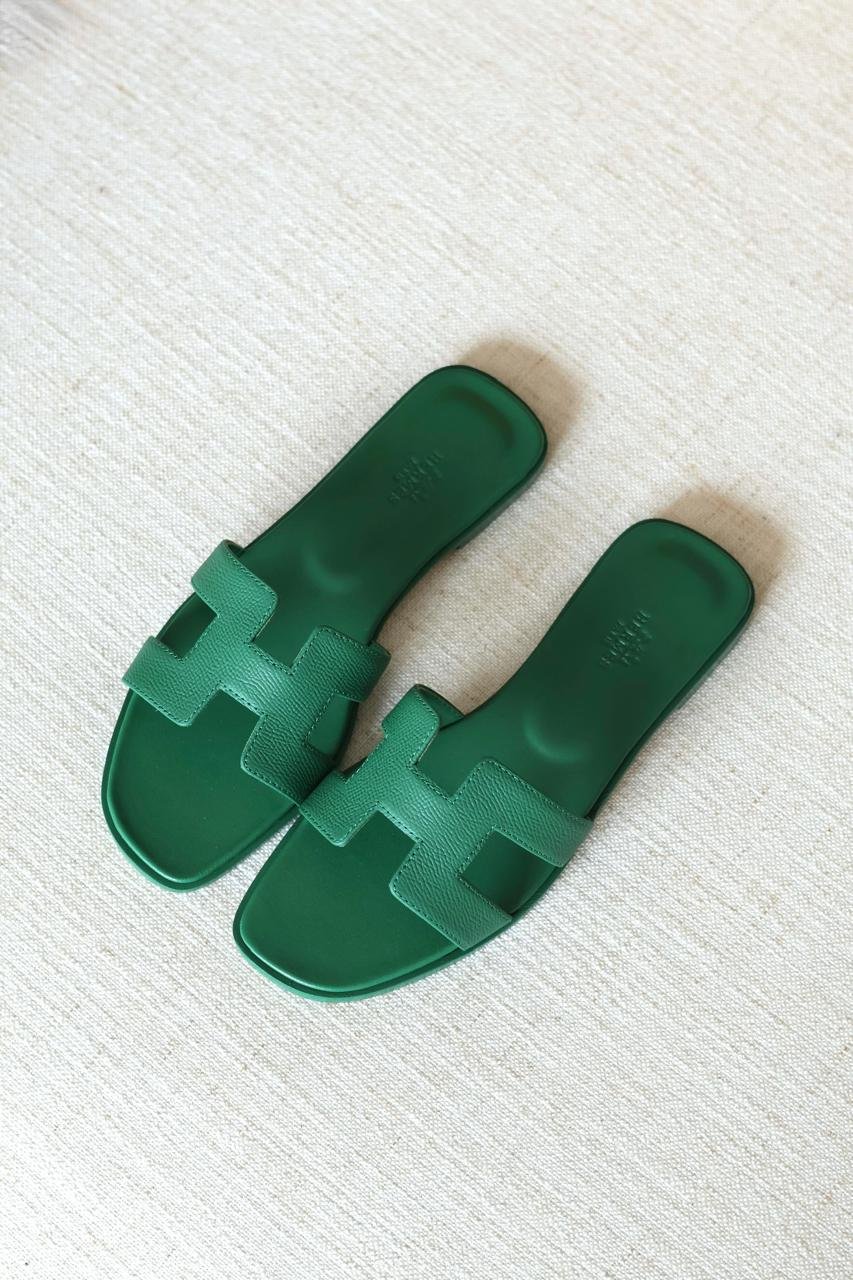 Hermes Oran Suede Lambskin Sandals – H Cut-Out Summer Flats for women in Dubai - Image 7