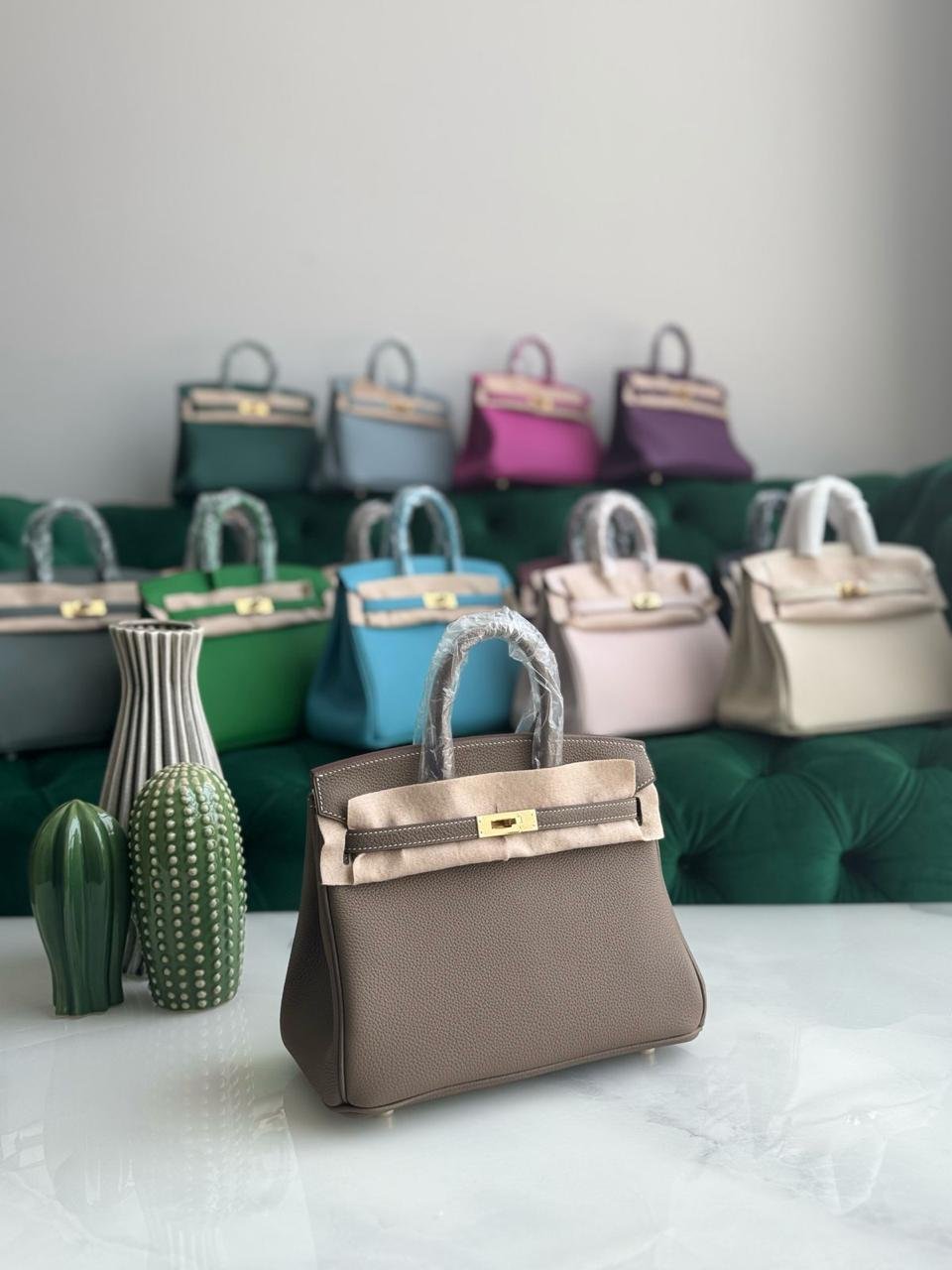 Hermes Birkin 25 Rouge H Togo Leather Bag for women in Dubai - Image 19