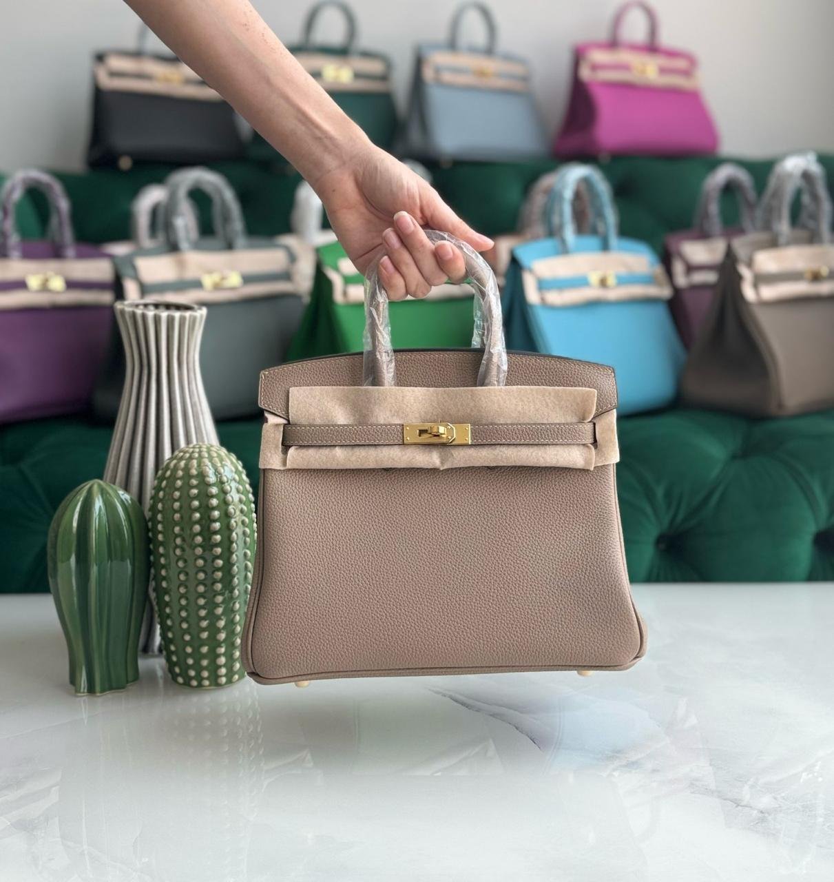 Hermes Birkin 25 Rouge H Togo Leather Bag for women in Dubai - Image 14