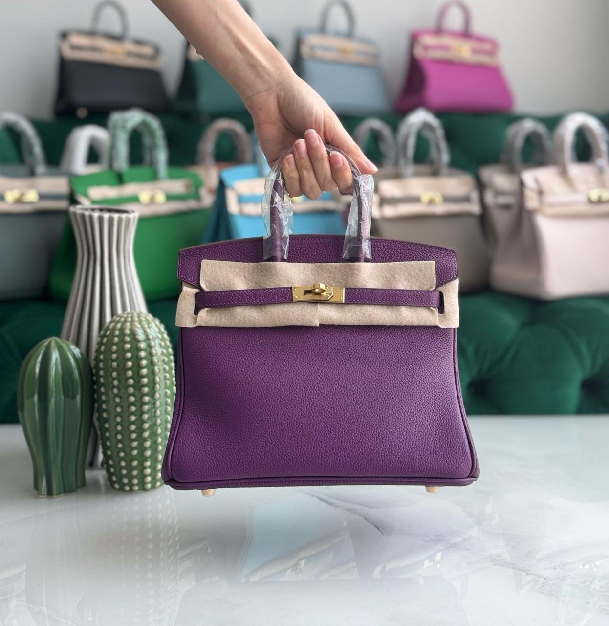 Hermes Birkin 25 Rouge H Togo Leather Bag for women in Dubai - Image 8
