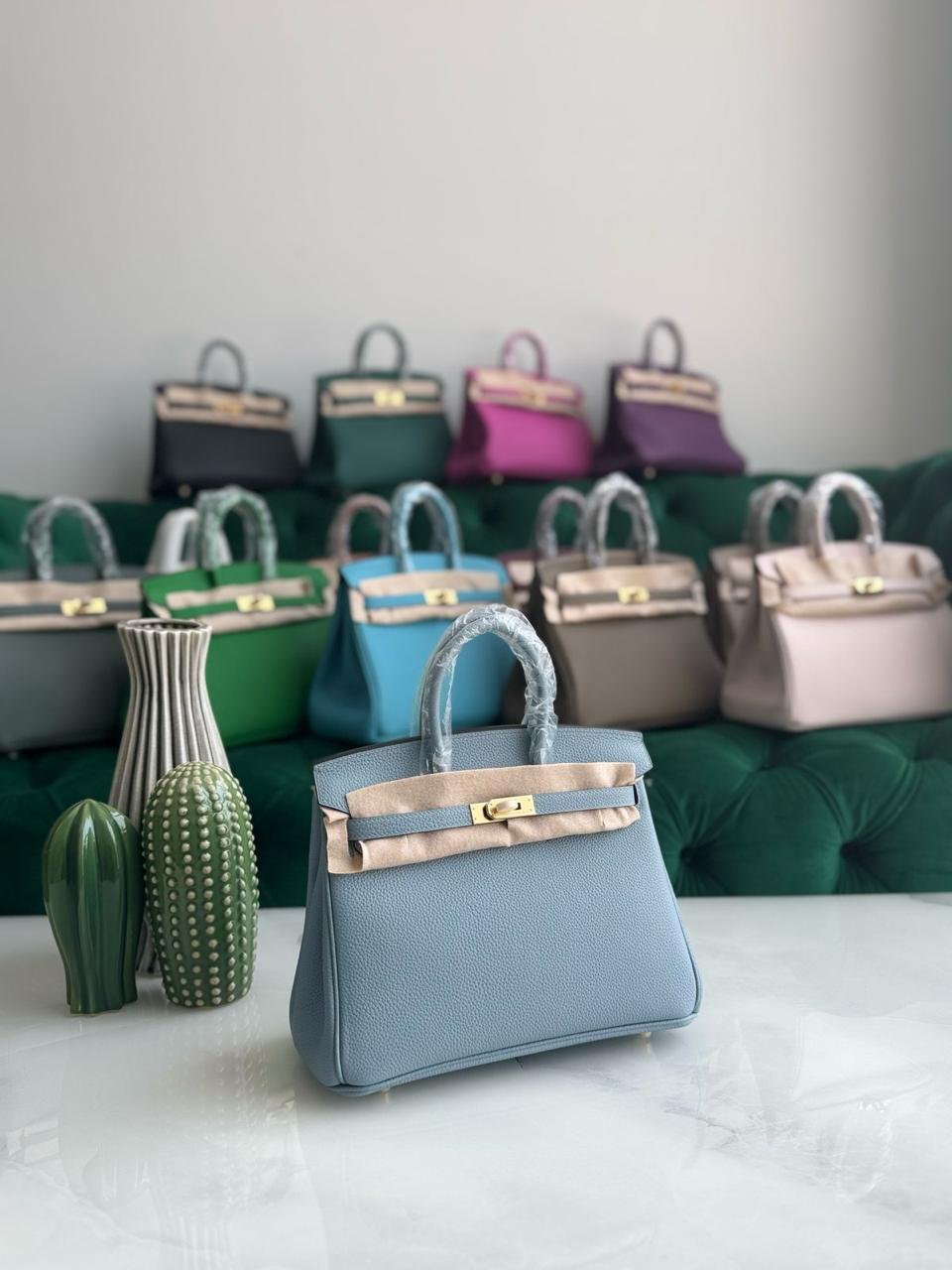 Hermes Birkin 25 Rouge H Togo Leather Bag for women in Dubai - Image 9