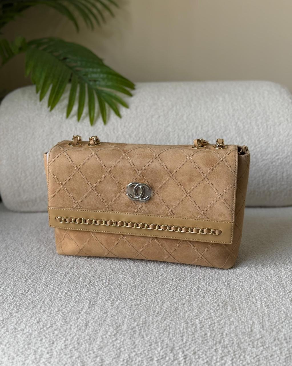 Chanel CC Chain Detail Diamond Quilted Suede Flap Bag in Dubai