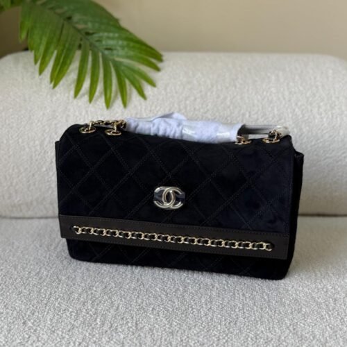 Chanel CC Chain Detail Diamond Quilted Suede Flap Bag in Dubai